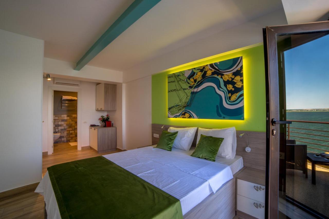 Lake Boutique Apartments & Rooms Мамая Экстерьер фото